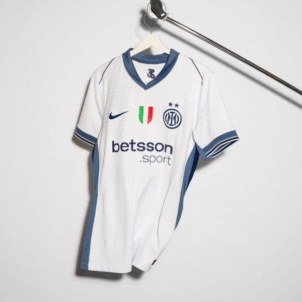 camiseta juventus retro noventas (copia)